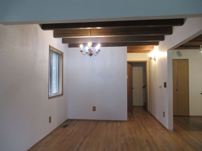 Building Photo - PENDING APPLICATIONS-Private 2 bedroom 2 both home in Covington