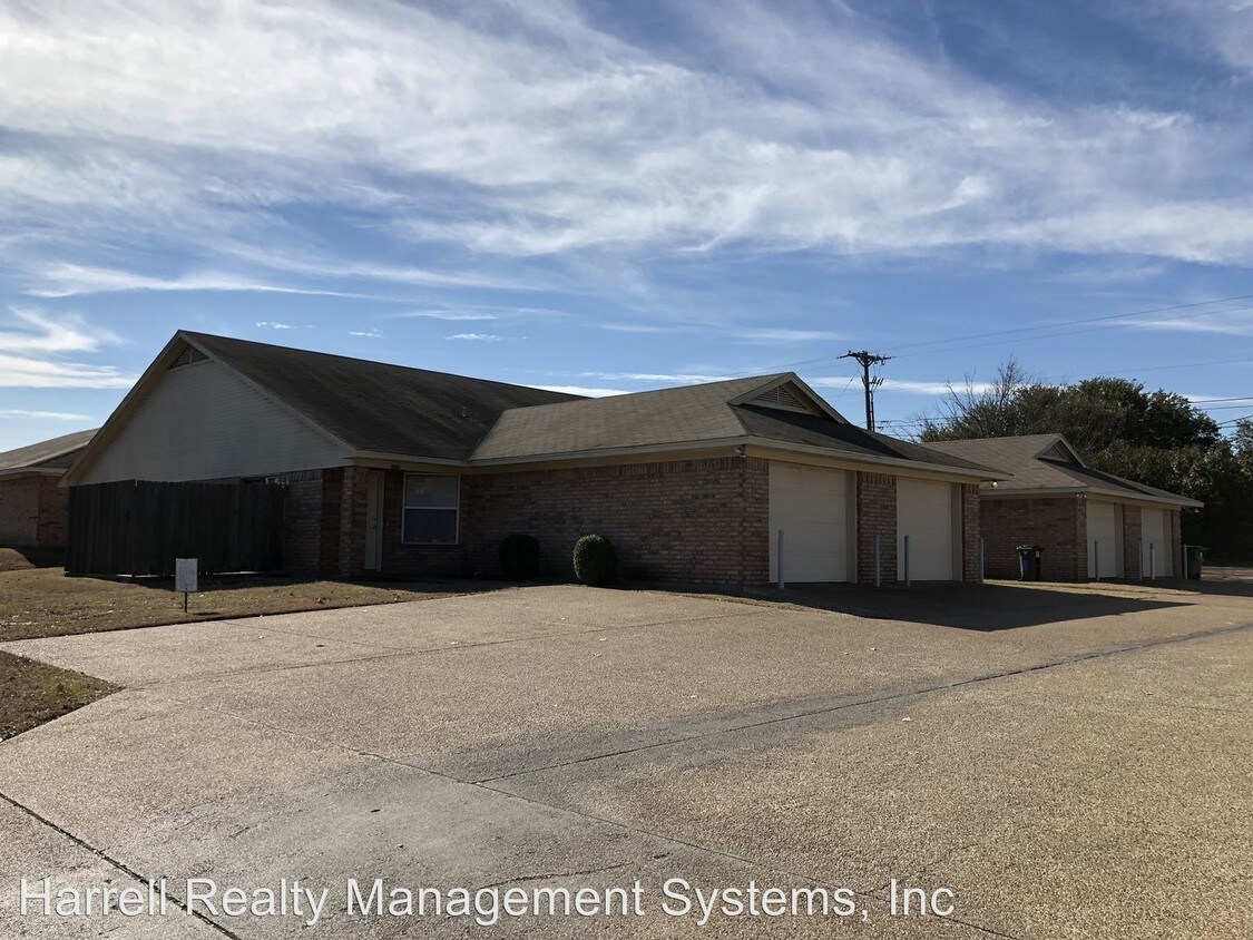 1 br, 1 bath House 1517 Breezy Dr. House for Rent in Waco, TX
