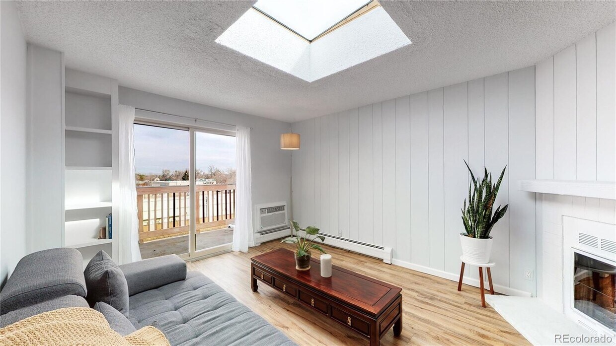 Foto principal - 2835 S Monaco Pkwy
