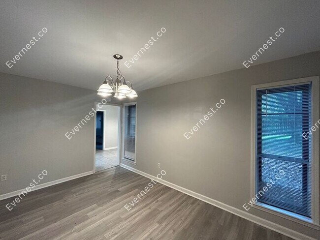 Building Photo - 5733 Fox Bend Ave