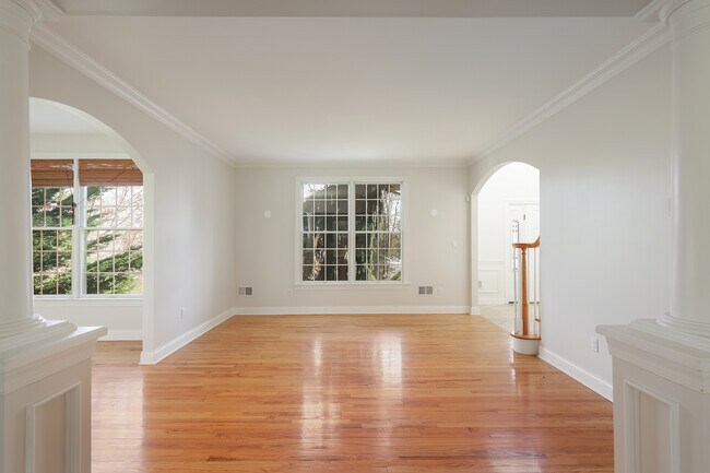 Foto del edificio - 31 Washington Valley Rd