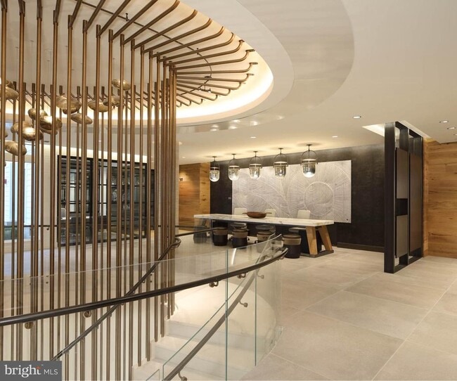 Foto del edificio - 8525 Chevy Chase Lake Terrace