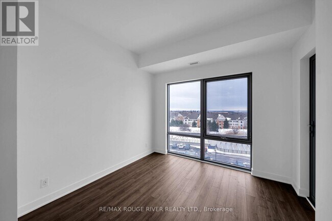 Photo du bâtiment - 51 Clarington Blvd