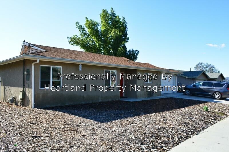 Primary Photo - 9557 Mast Blvd