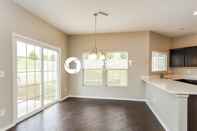 Building Photo - 4 Bedroom Pet-Friendly Home in Clayton, NC...