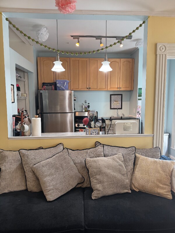 Foto del edificio - 1094 Woodbury Ave