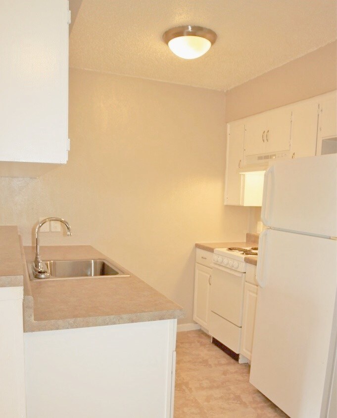 Foto del edificio - 2504 Manor Rd