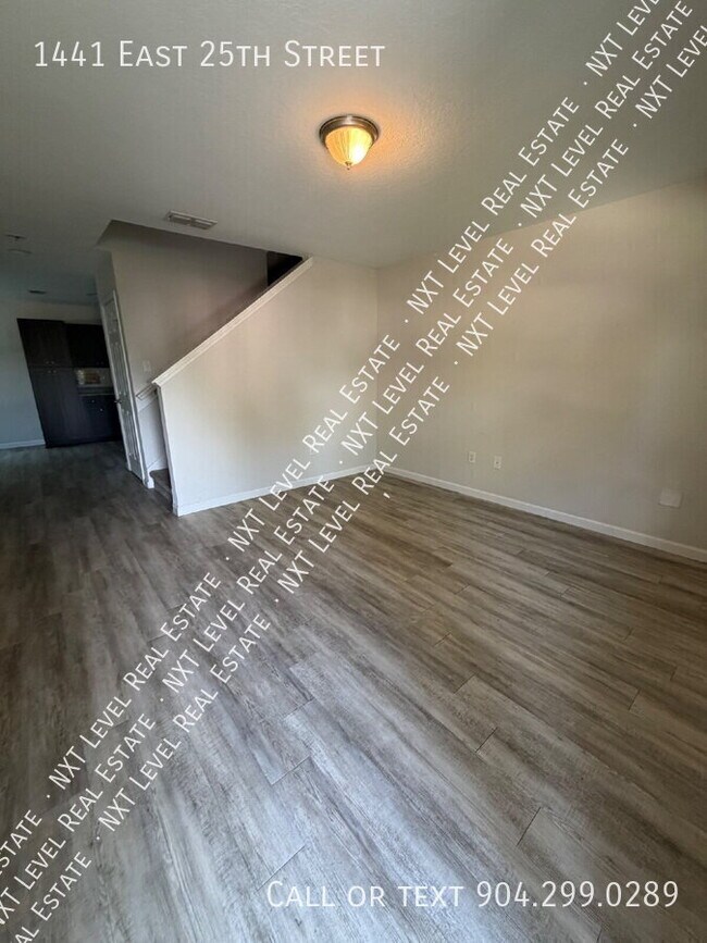 Foto del edificio - 1441 E 25th St