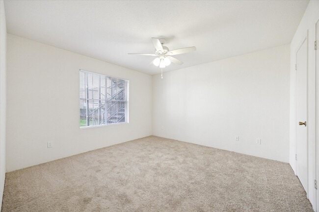 Foto del edificio - 1660 W T C Jester Blvd