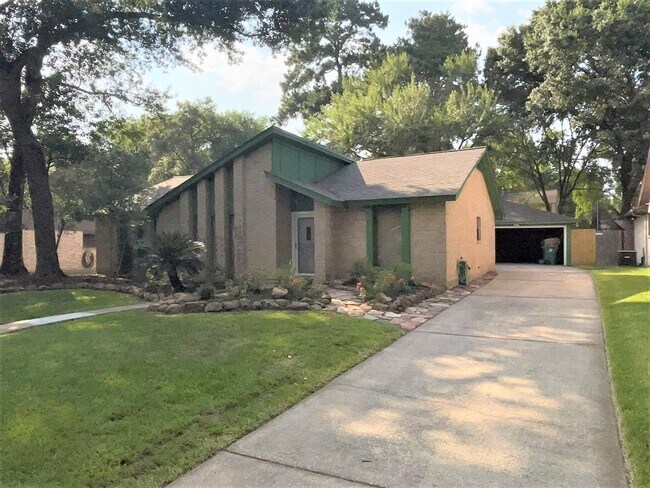 Building Photo - 3303 Cascade Creek Dr