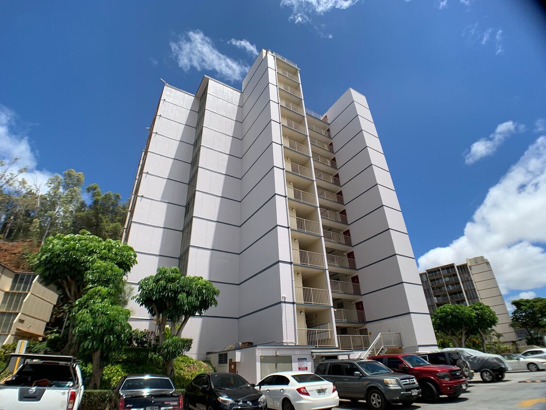 Foto principal - $2,200 Mililani (Cathedral Point) 2BR/1BA/...