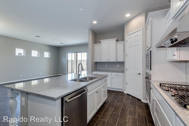 Building Photo - 4 br, 3 bath House - 10171 W Angels Ln