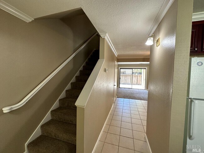 Building Photo - 2161 Northwood Cir