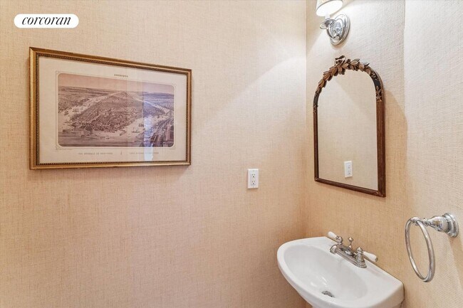 Foto del edificio - 7 Brittany Ln