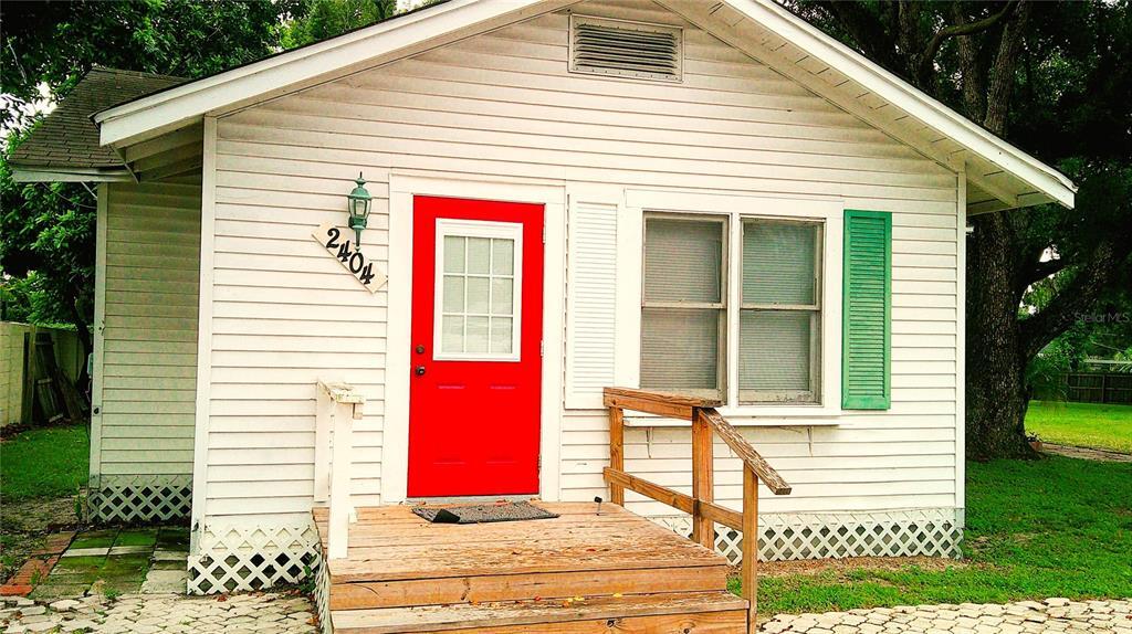 Foto principal - 2404 S Kingsway Rd
