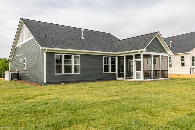 Foto del edificio - 3 br, 2 bath House - 143 Red Pine Drive