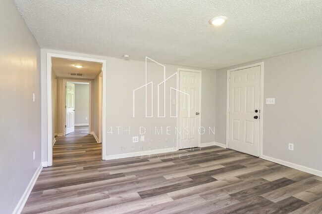 Building Photo - Charming 3-Bedroom Home on Old Rural Hall ...