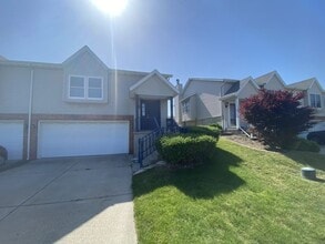 Building Photo - 1606 Cottage Ave