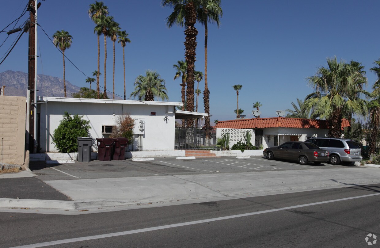Primary Photo - 37111 Cathedral Canyon Dr