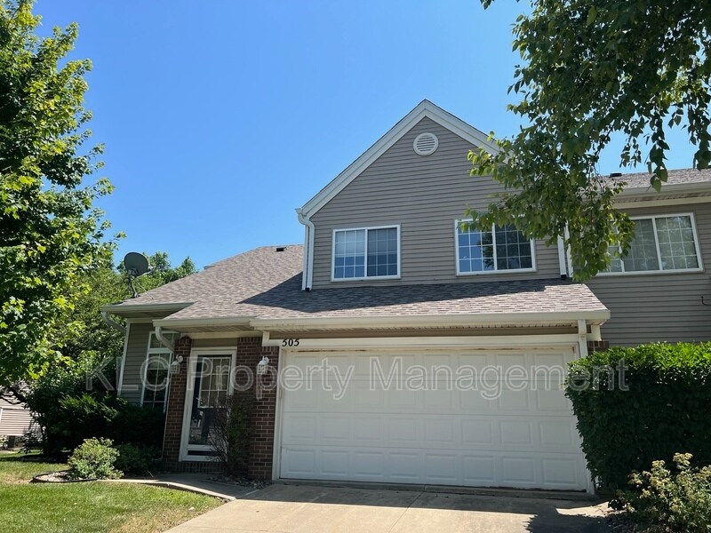 Primary Photo - 6855 Woodland Ave