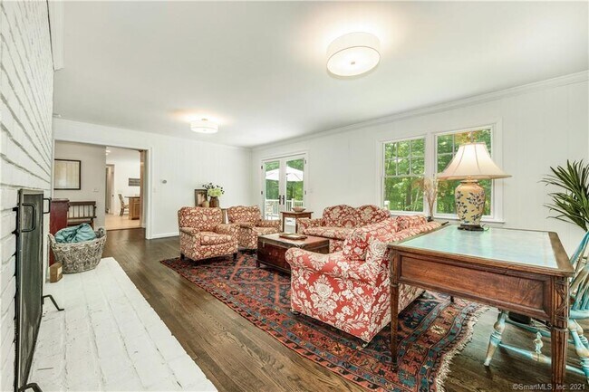 Building Photo - 117 Bayberry Ln