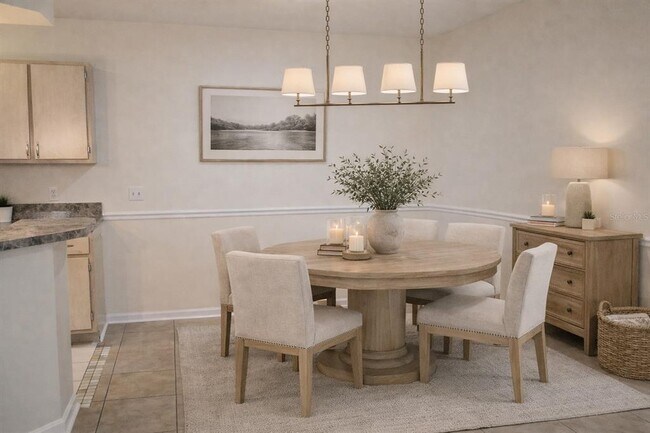 Foto del edificio - 713 Crest Pines Dr