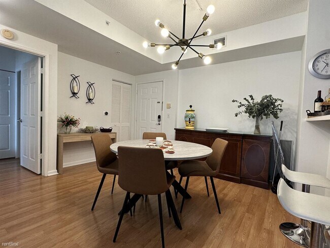 Foto del edificio - 2 br, 2 bath Condo - 720 S Sapodilla Ave A...