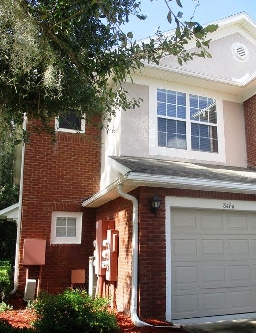 Primary Photo - 8466 Drayton Park Dr