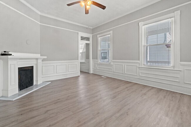 Building Photo - 4 Bed 2 Bath Home for Rent!