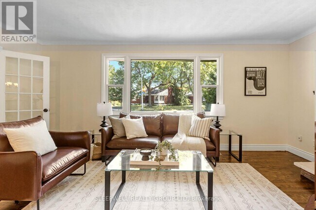 Building Photo - 2209 Bel-Air Dr