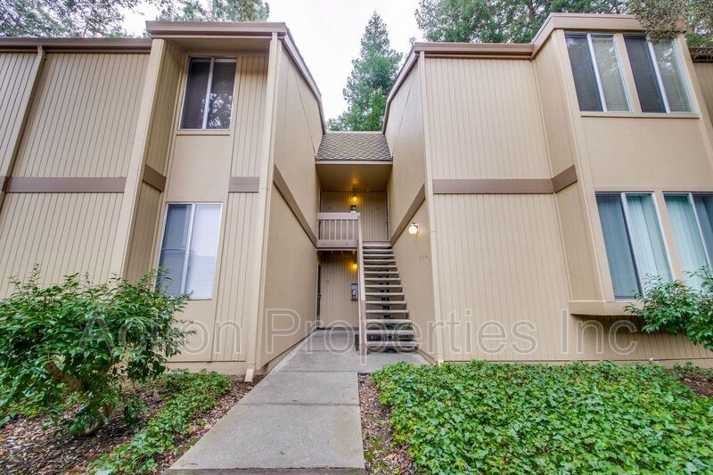 Primary Photo - 505 Cypress Point Dr