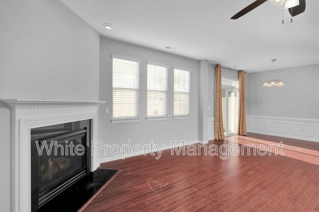 Building Photo - 12352 Red Rust Ln