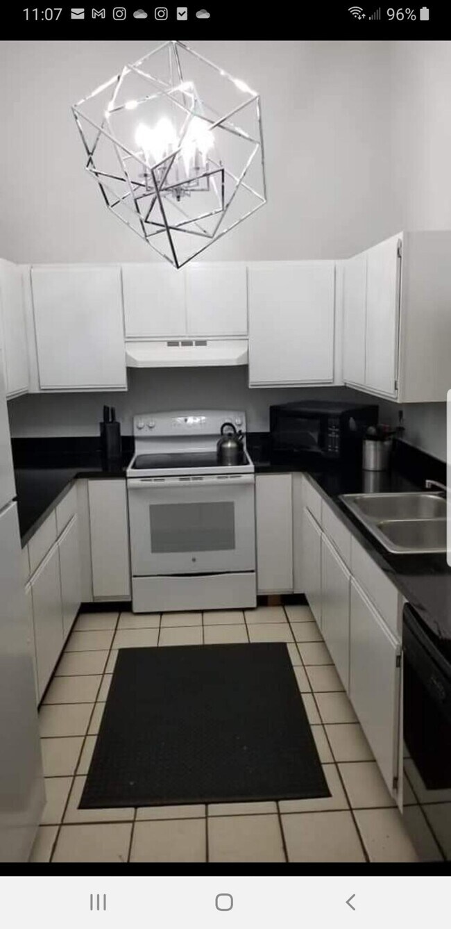 Foto del edificio - 1511 Hawthorne Pl
