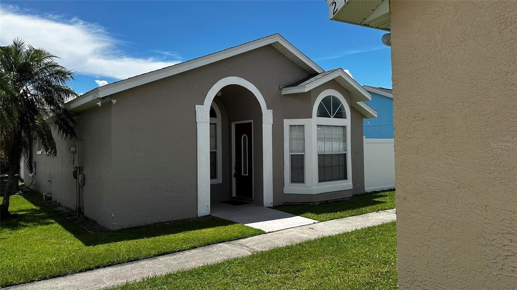 Foto principal - 2415 Harbor Town Dr