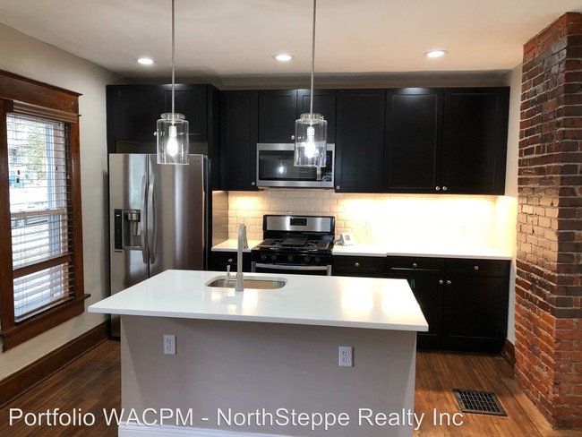 Building Photo - 5 br, 2 bath Apartment - 165 Tompkins