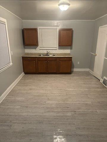 Foto del edificio - 5263 Hereford St