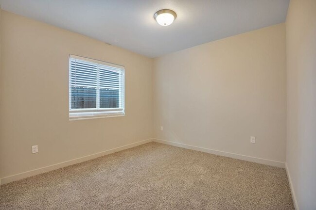 Building Photo - 2503 Ronan ST.