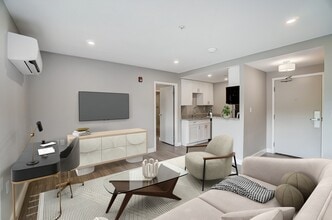 Building Photo - High Pointe Apartments