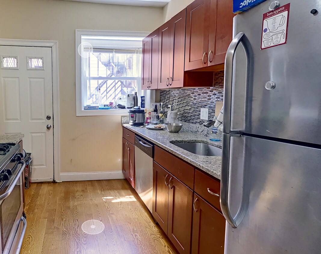 Foto principal - 6 Linwood St