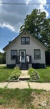 Building Photo - 714 McKinley Ave