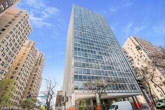 Building Photo - 2400 N Lakeview Ave