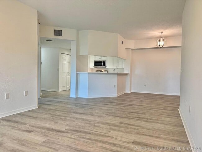 Photo - 2725 Anzio Court Unit 304 Apartment