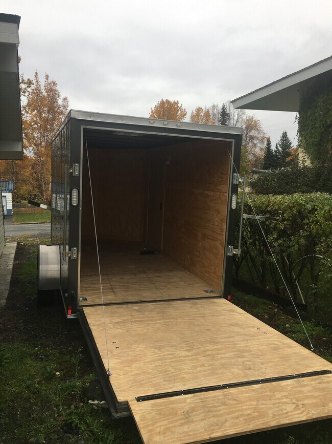 Large side strip for trailer/RV storage - 1824 Wickersham Dr