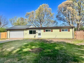 Building Photo - 4952 Paine Ln