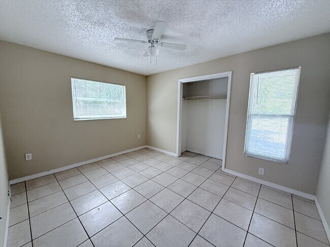 Building Photo - 2-Bedroom and 2-Bathroom