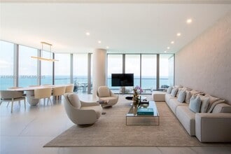 Building Photo - 2000 S Ocean Dr