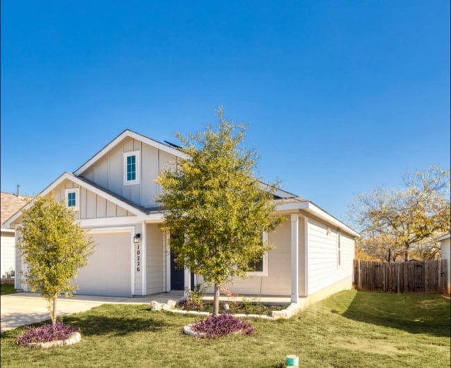 Photo - 10226 Robbins Bluff House