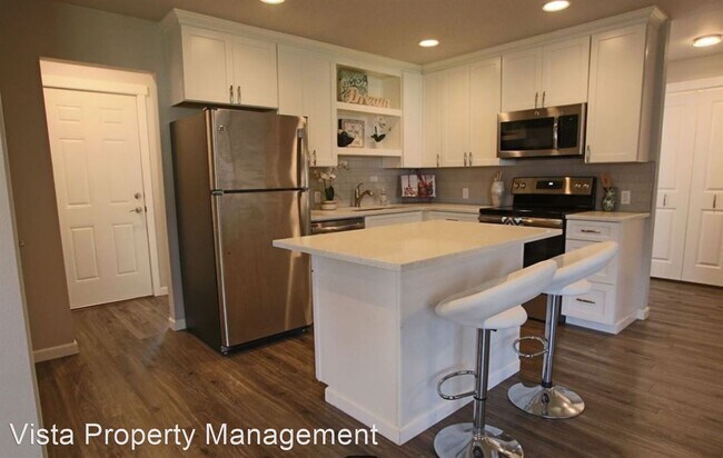 Building Photo - 2 br, 1 bath House - 2833 Bona Vista Dr. SW