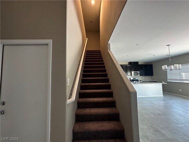 Foto del edificio - 2821 Rainy Meadows Ave