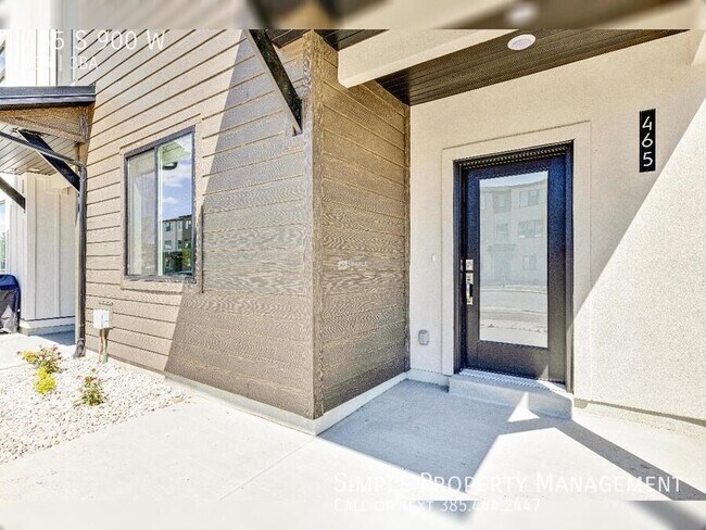 Building Photo - 465 S 900 W